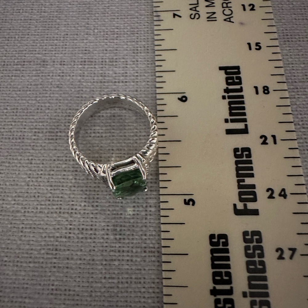 David Yurman Silver Ring with Prasiolite (Green) Gemstone - Picture 11 of 11